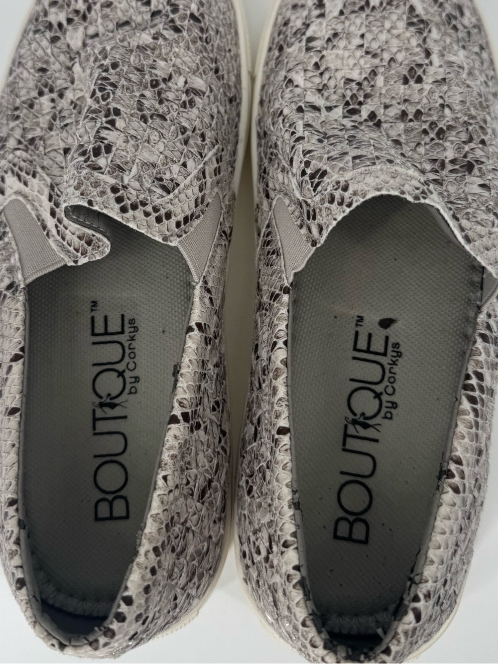 Boutique by Corky's Snakeskin Print Slip On Sneakers Python Animal Print Size 9 - Picture 5 of 6